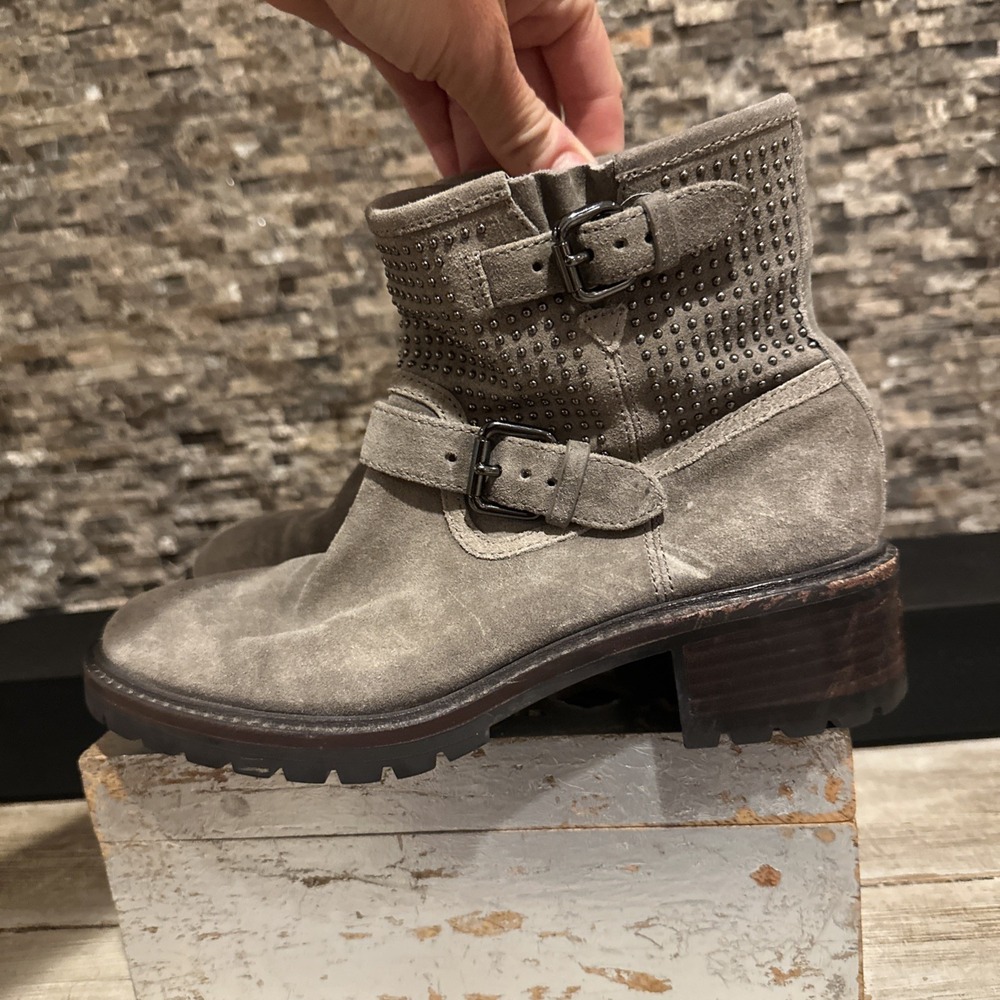Coach Gates Women's Studded Taupe Gray Suede Moto Combat Buckle Ankle Boots 5B